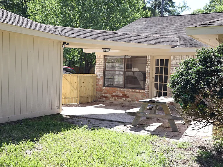 2215 Silver Falls Dr — Photo 22