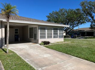 1665 Lakeside Dr, Venice, FL 34293