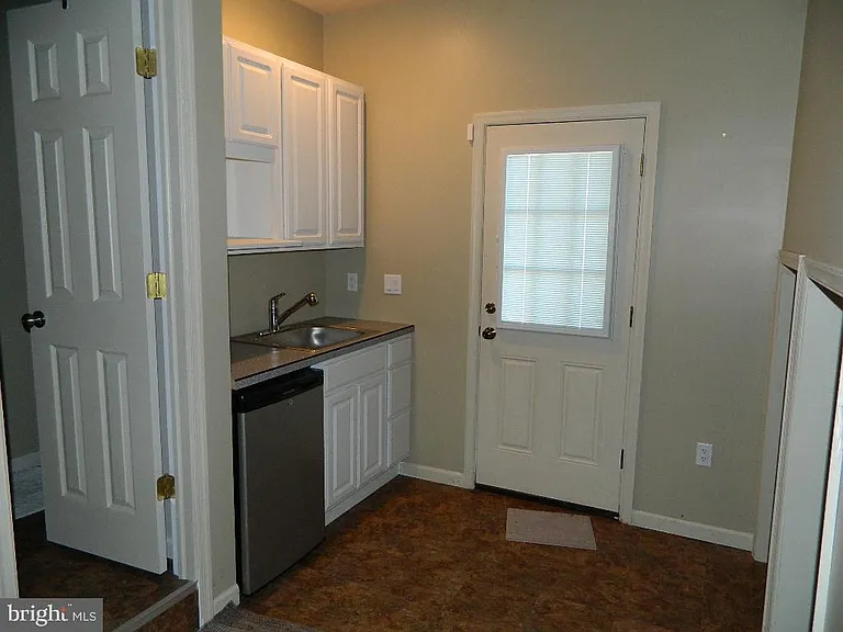 1301 Colonial Club Dr — Photo 25