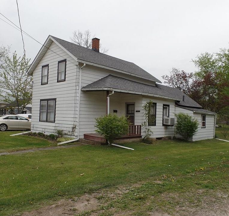 1st image of 783 Barchard St