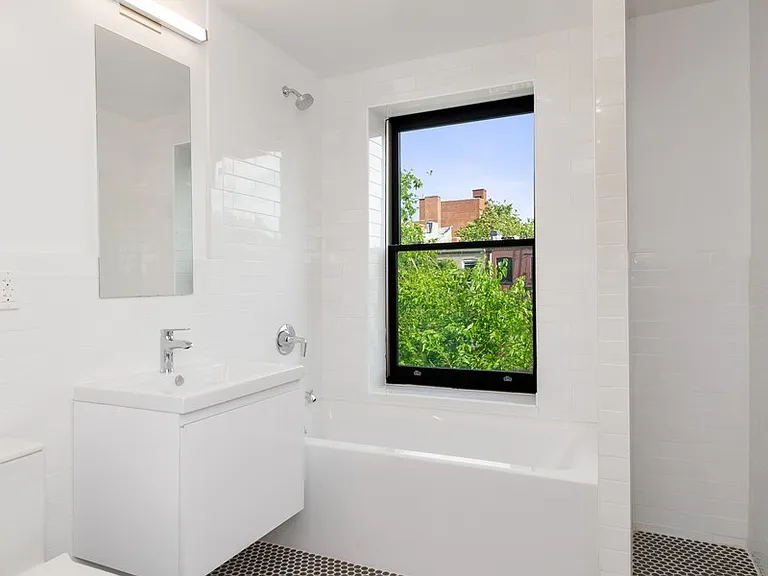354 Macon St #2 — Photo 9