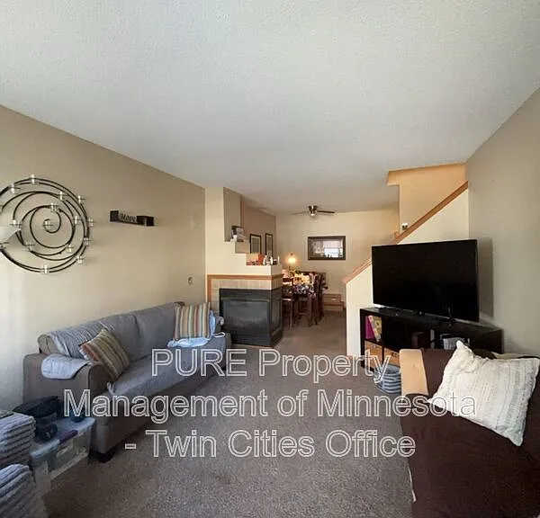 1745 Countryside Dr — Photo 2