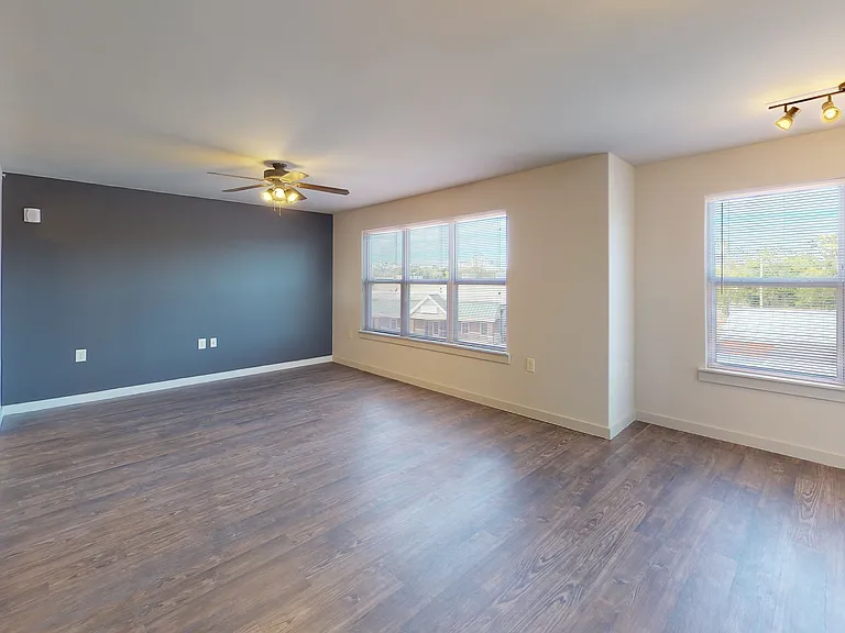 1050 Spencer St #35 — Photo 4