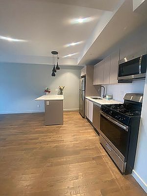 2nd image of 590 Bushwick Ave #407