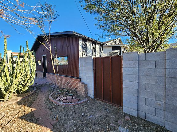 3rd image of 201 E Alice Ave