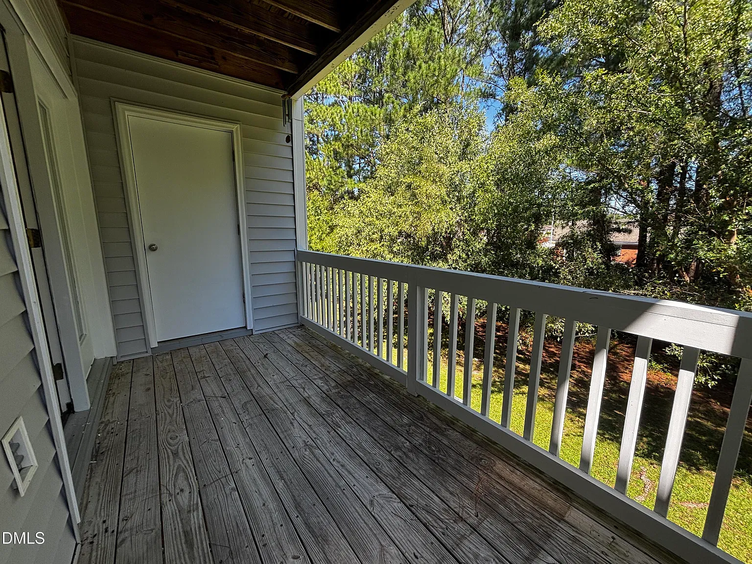 259 Waterdown Dr — Photo 3