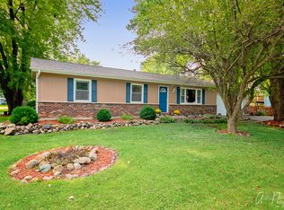 1707 Parklane Ave, McHenry, IL 60050