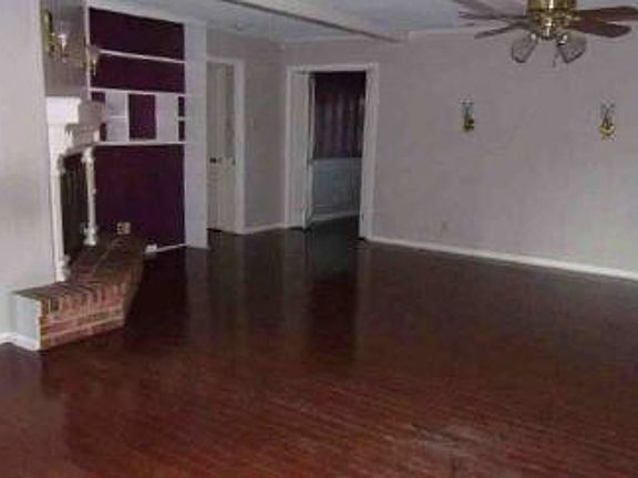 2nd image of 1400 Plantation Dr