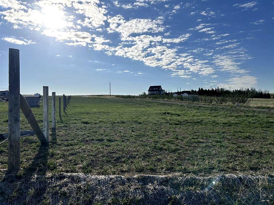 2nd image of 174058 A Range Road 214