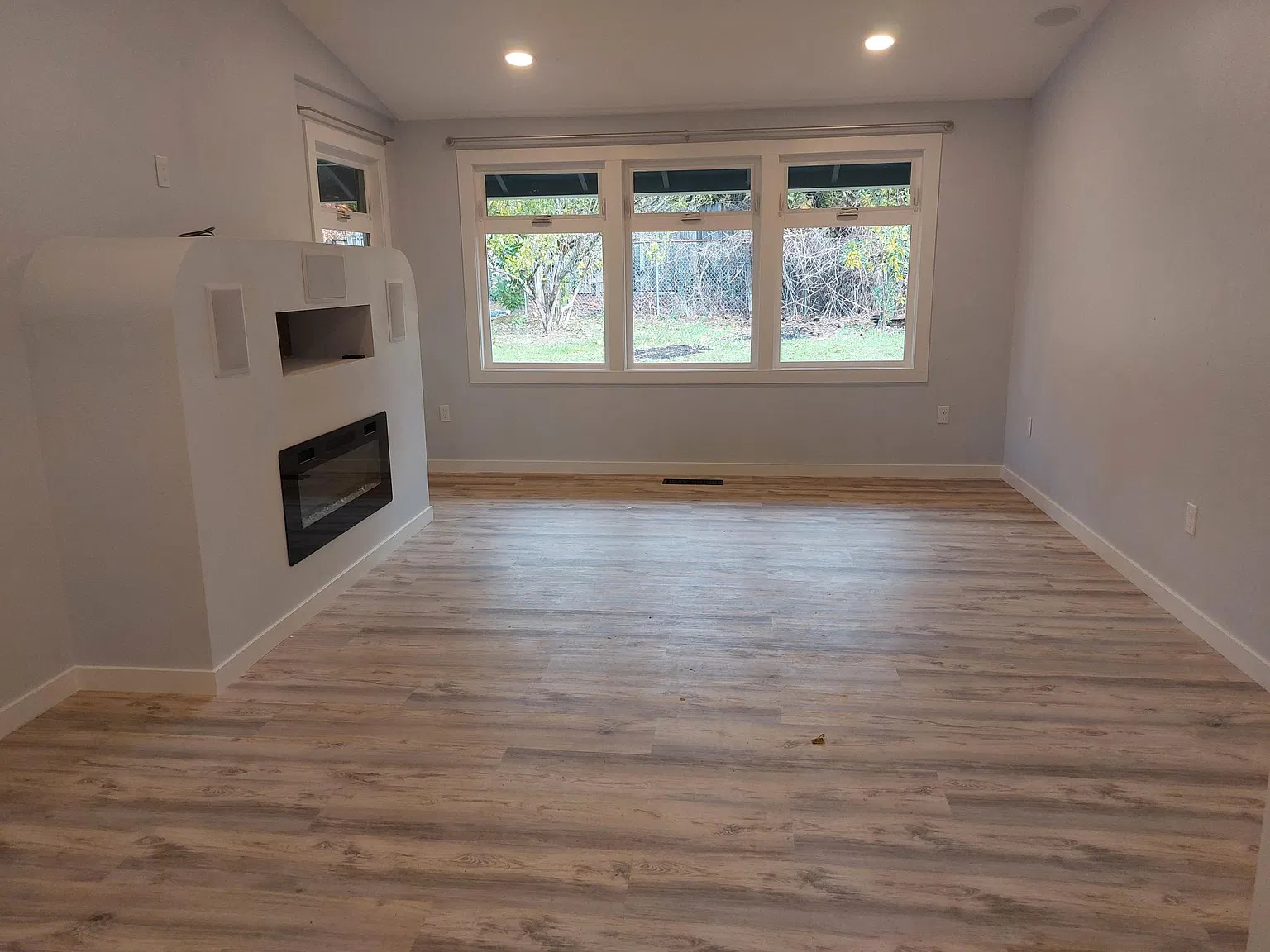 3 bed, 1461 sqft, $2,650 — Photo 3