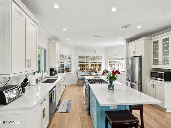 251 OCEANFOREST Drive N, Atlantic Beach, FL 32233