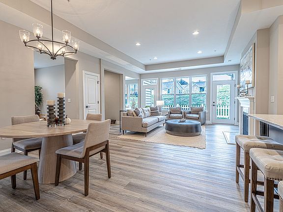 4th image of 1503 Highland Dr