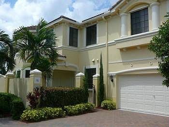 1st image of 1685 Passion Vine Cir