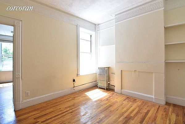 1st image of 378 Sackett St APT 2R