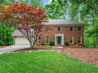 4332 N Smoke Ridge Ct NE, Roswell, GA 30075