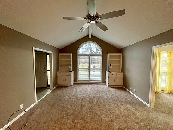 4th image of 12304 Warner Dr