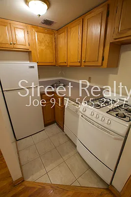 Rented by Street Realty Brokerage LLC | media 6