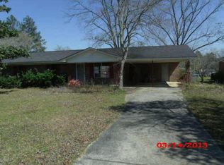 714 N Green St, Doerun, GA 31744