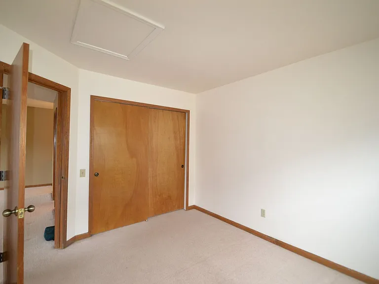 830 Dancing Horse Dr — Photo 9