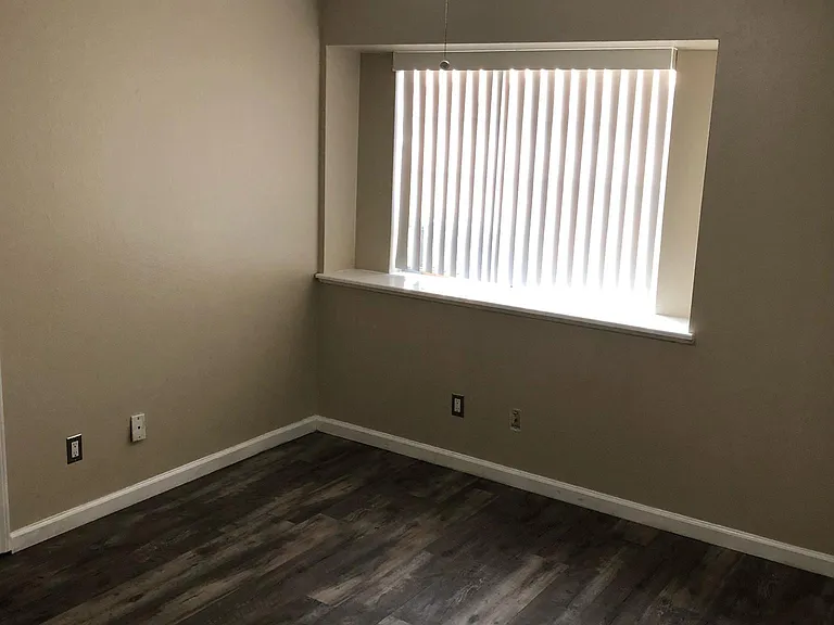9360 Nipa Ave — Photo 7