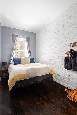 Sold by Compass | media 5