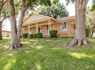 1713 Austrian Rd, Grand Prairie, TX 75050