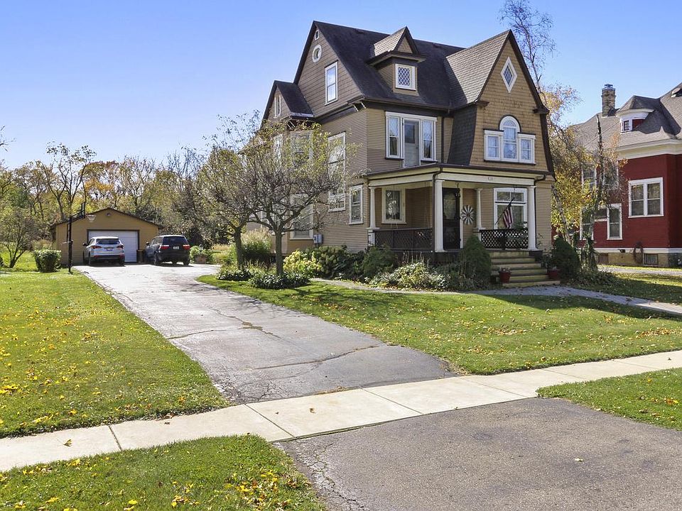 108 Grace St, Sharon, WI 53585 Zillow