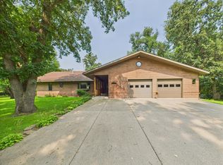 21594 Memorial Dr, Glenwood, MN 56334