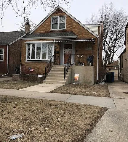 3116 N Oconto Ave photo 1