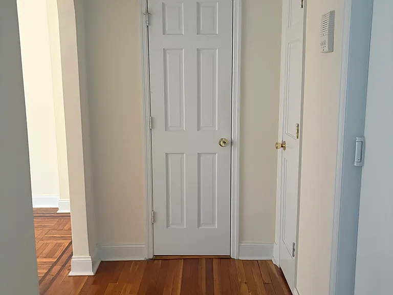 501 W 184th St #5A — Photo 4