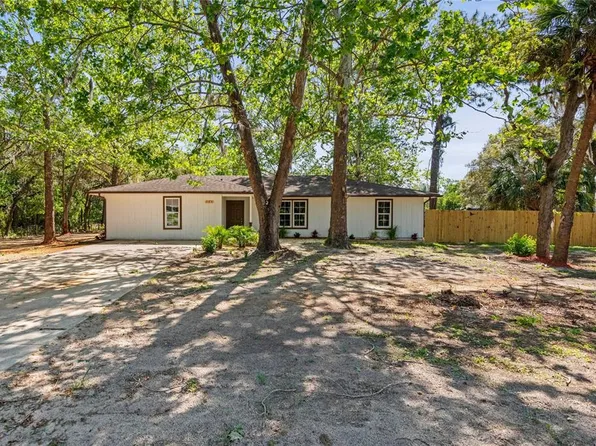 535 N Dunkenfield Ave, Crystal River, FL 34429