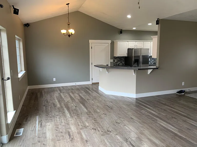 2780 W Iago St — Photo 13