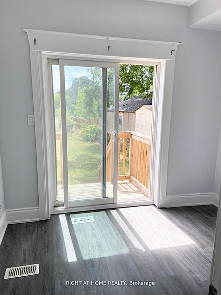 Toronto House for rent - 3 Bedrooms — photo 7