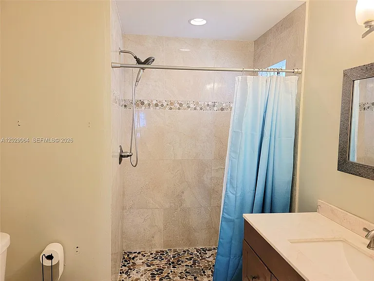 5267 NW 186th Ln — Photo 14
