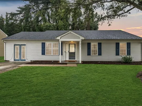 2817 Camelot Blvd, Chesapeake, VA 23323