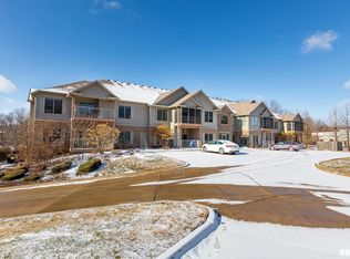 1247 Kimberly Rd, Bettendorf, IA 52722