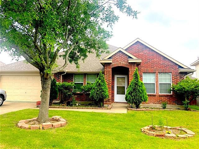 1st image of 921 Cedar Creek Dr