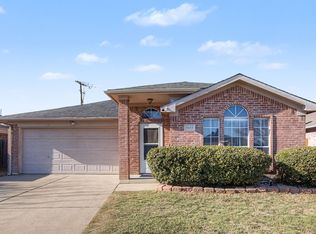 5603 Alicante Dr, Arlington, TX 76017