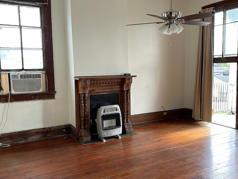 1st image of 4901 Camp St #1-1/2