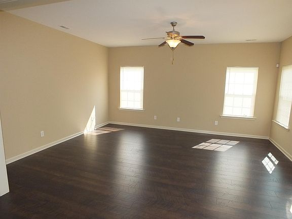 4th image of 503 Long Creek Dr