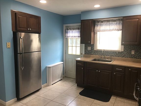 4th image of 45 Degnon Blvd