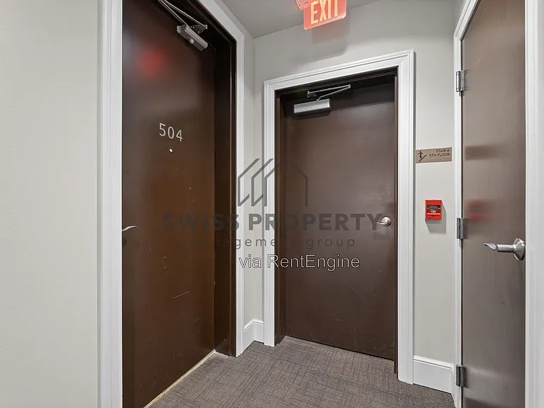 1145 N High St #504 — Photo 5