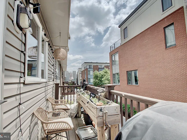8078 Tribeca St — Photo 9