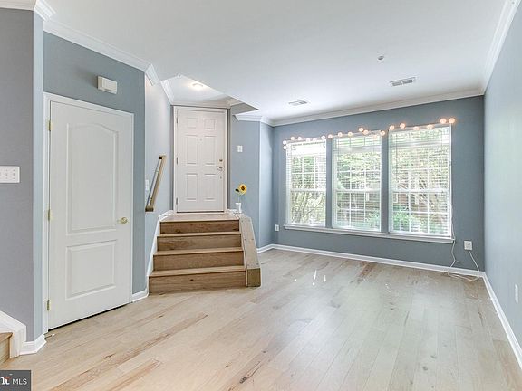 4th image of 7166 Little Thames Dr #181