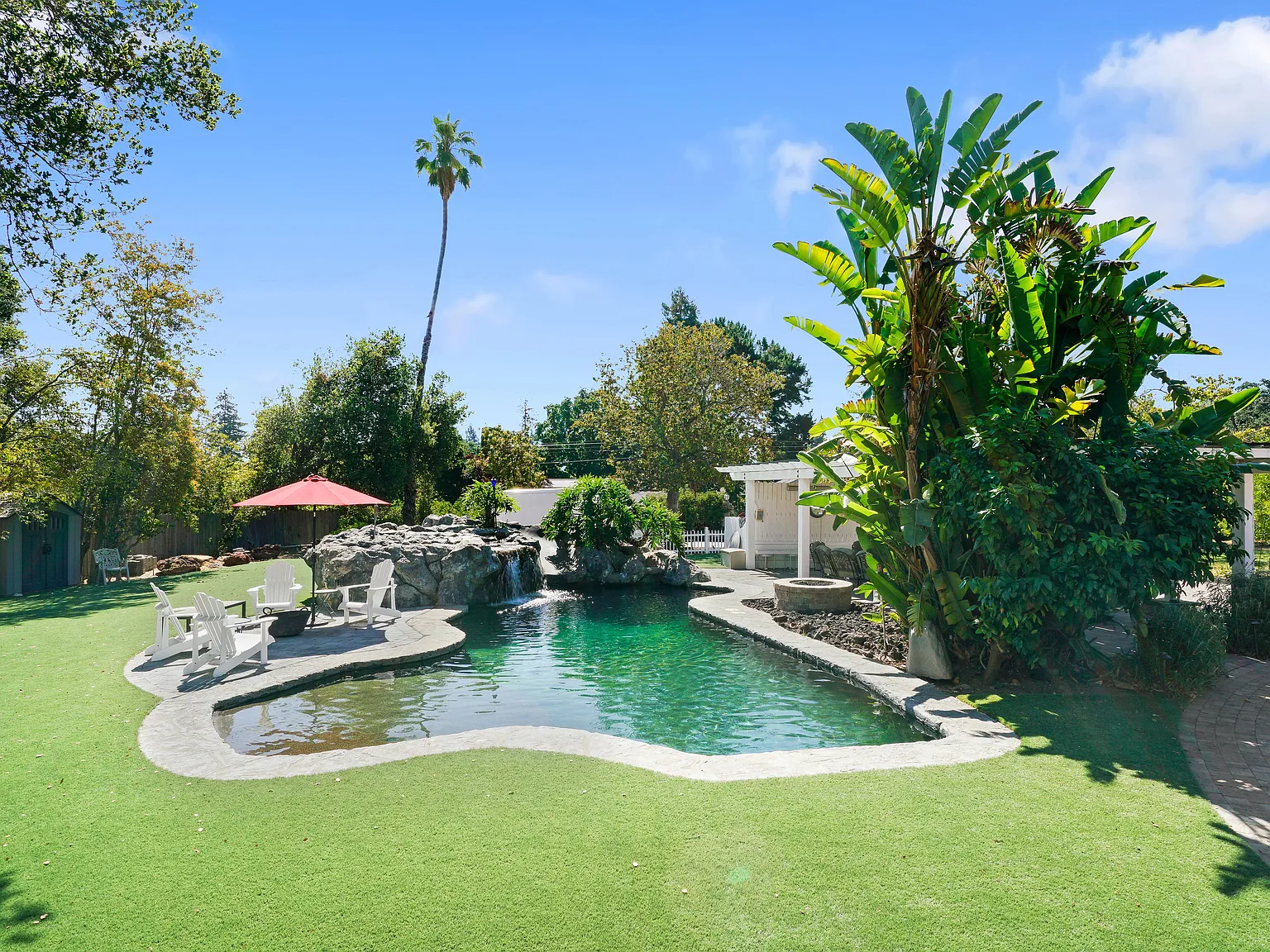 4 bed, 3.5 bath, 3770 sqft, $10,500 — Photo 4