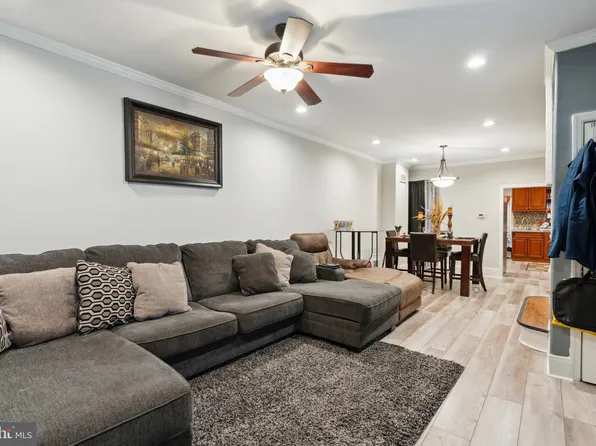 305 W 30th St, Wilmington, DE 19802