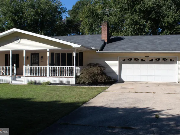 214 Pennick Dr, Stevensville, MD 21666