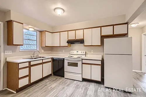 331 N Columbine St #A Photo 1