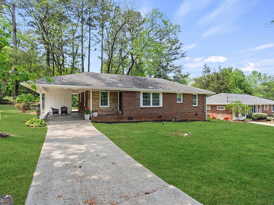 1st image of 1979 Creekside Ct