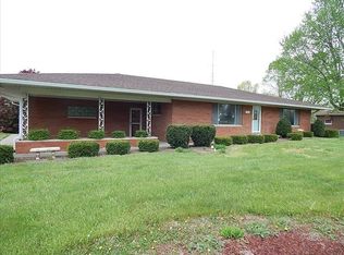 1010 N Main St, Oakland City, IN 47660